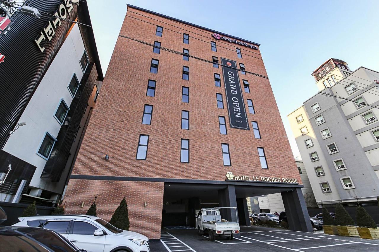 Lerocherrouge Hotel Chuncheon Exterior photo