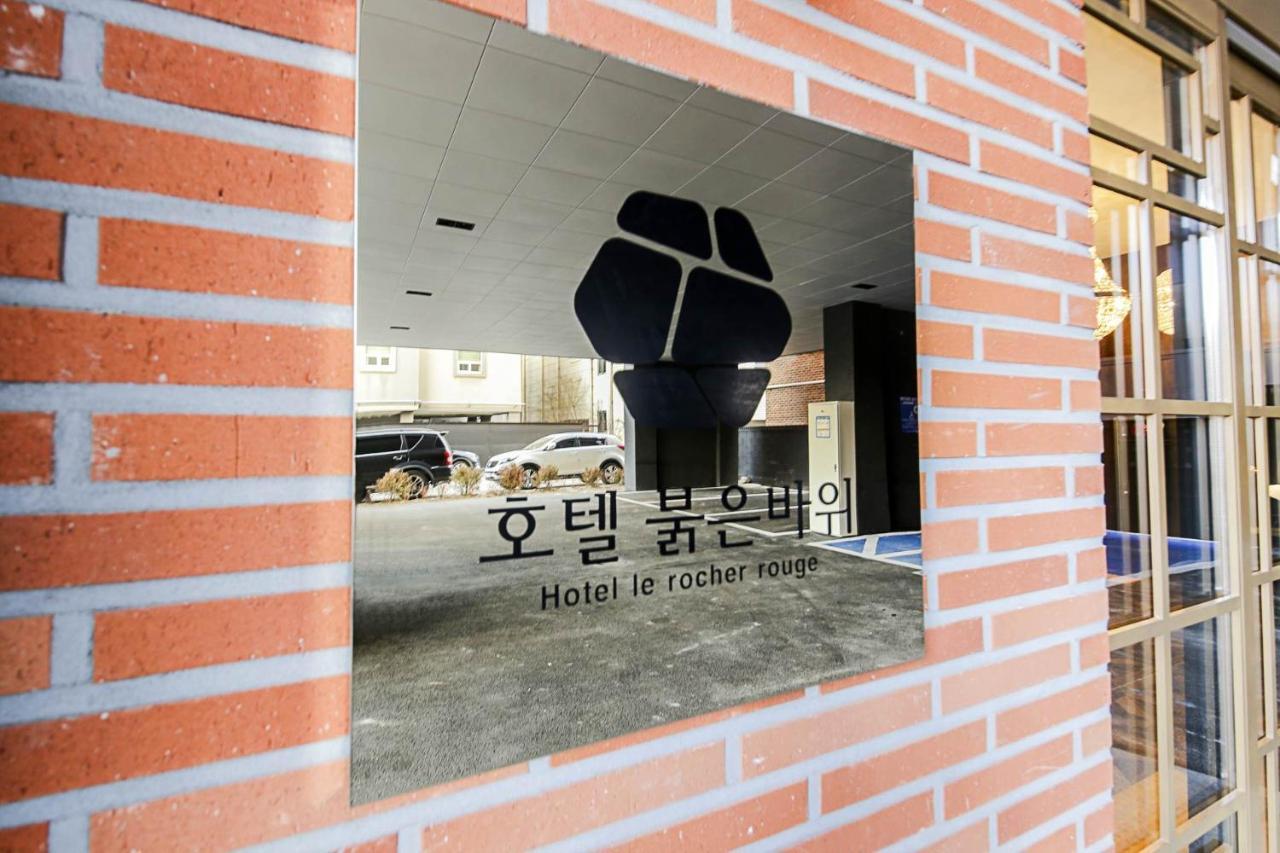 Lerocherrouge Hotel Chuncheon Exterior photo